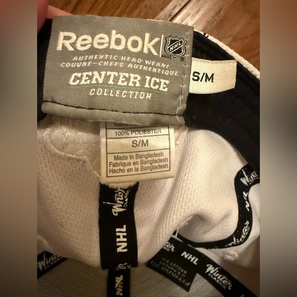 Chicago Blackhawks Reebok Center Ice Collection Winter Classic 2017 Small Medium - Picture 4 of 5